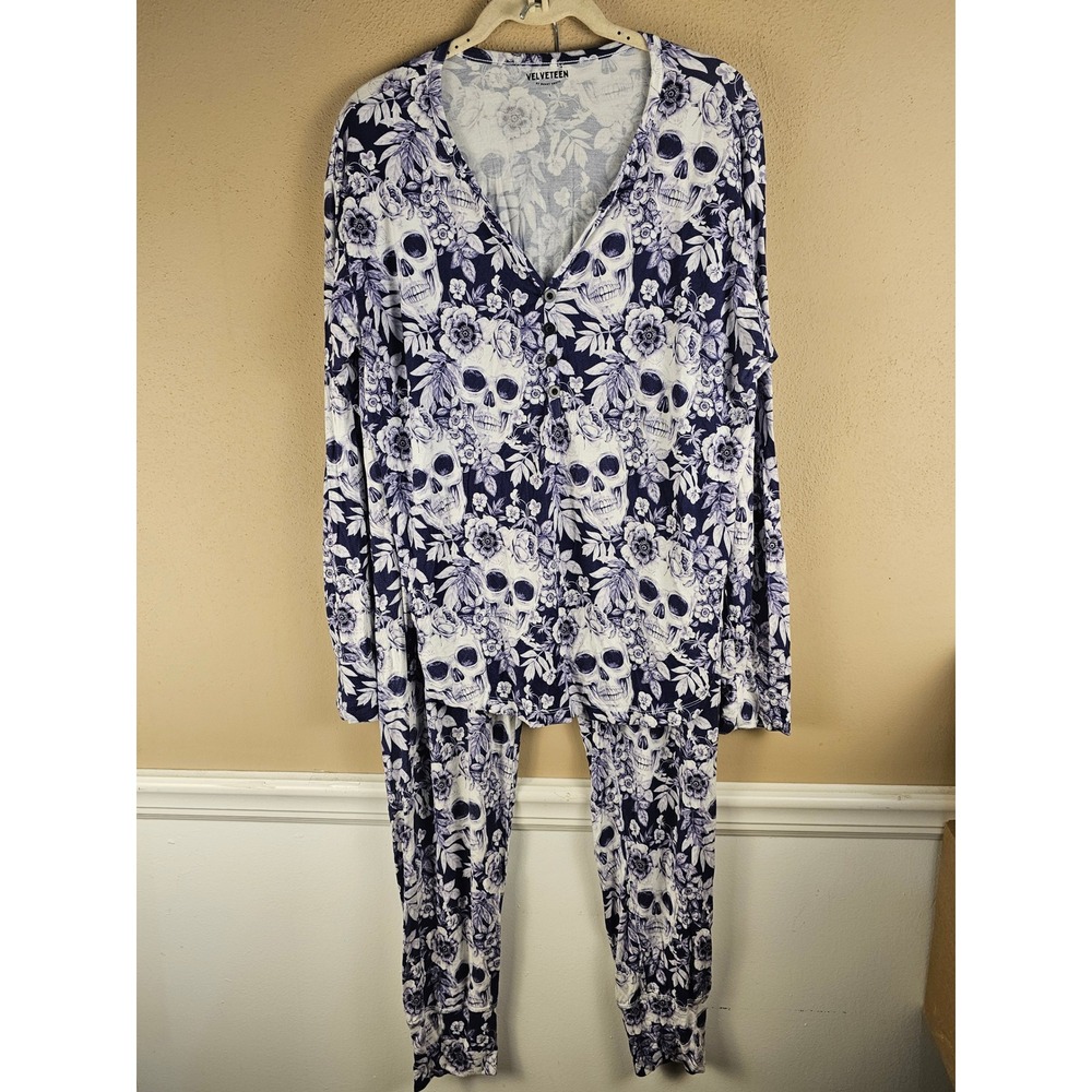 Velveteen Womens Purple Skull & Flowers Bamboo Pajamas Large Halloween Gothic